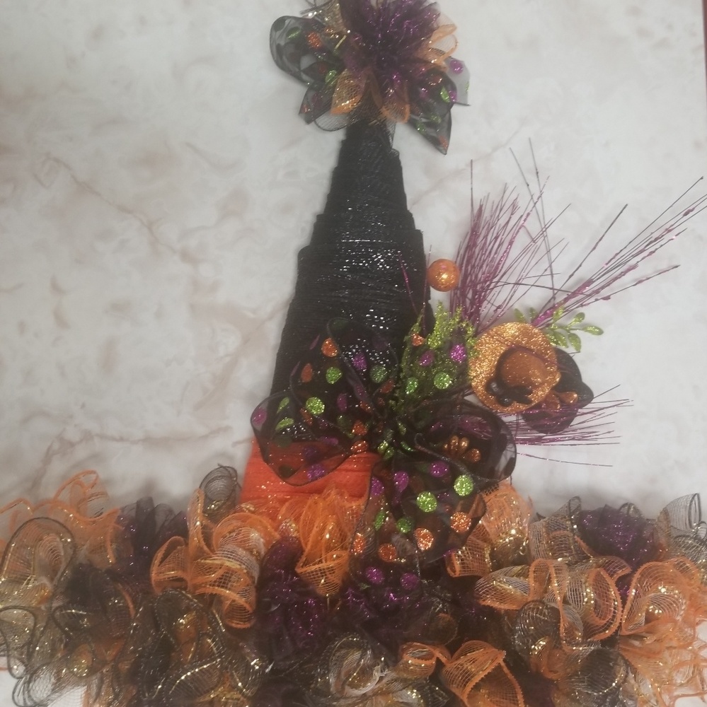 Witch Hat Halloween Wreath
